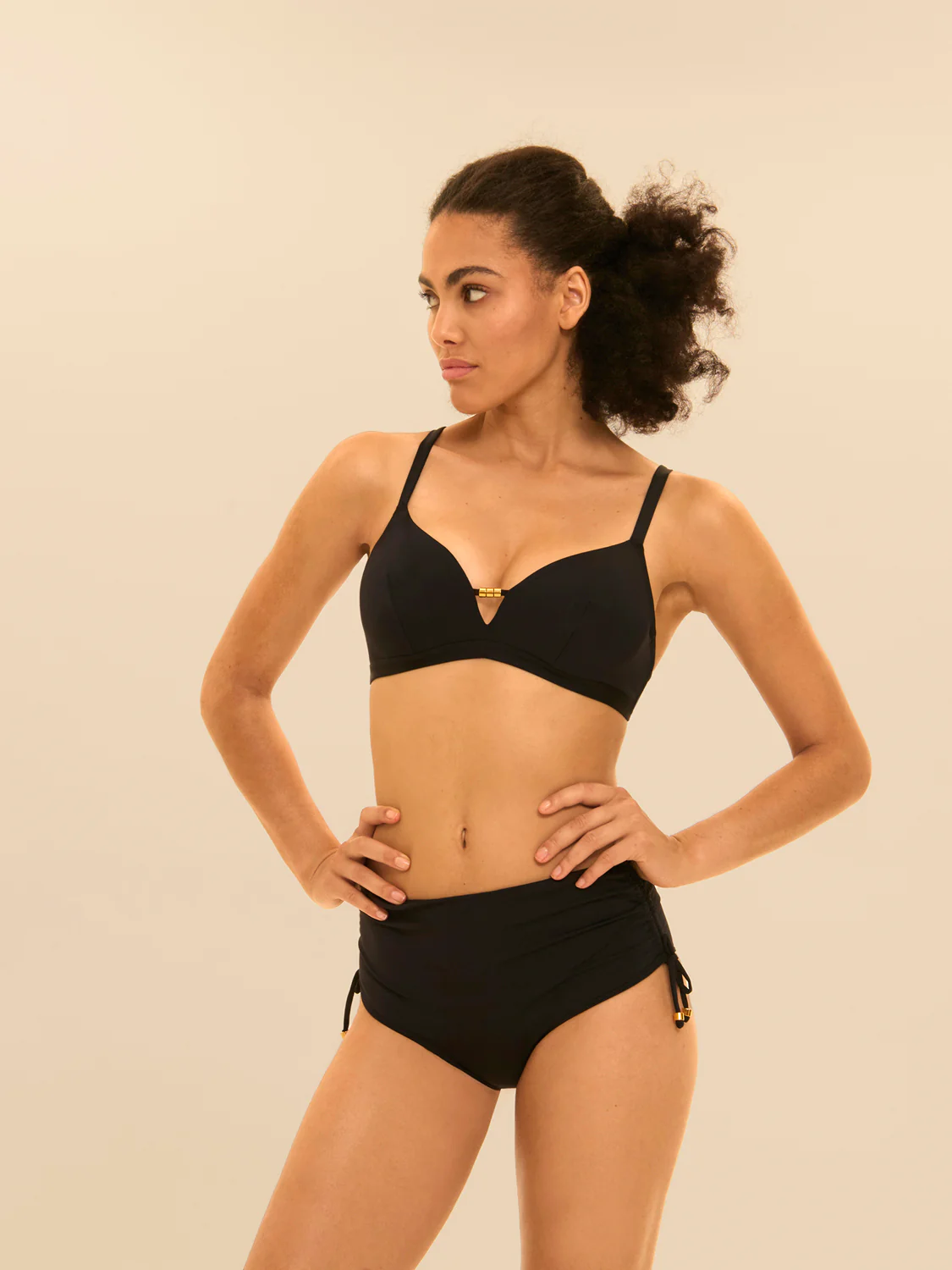 Haut de maillot de bain à coque - Noir - Image 4