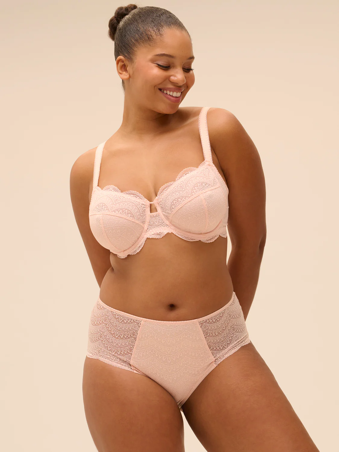 Soutien-gorge avec armatures emboitant - Poudre pétale - Image 4